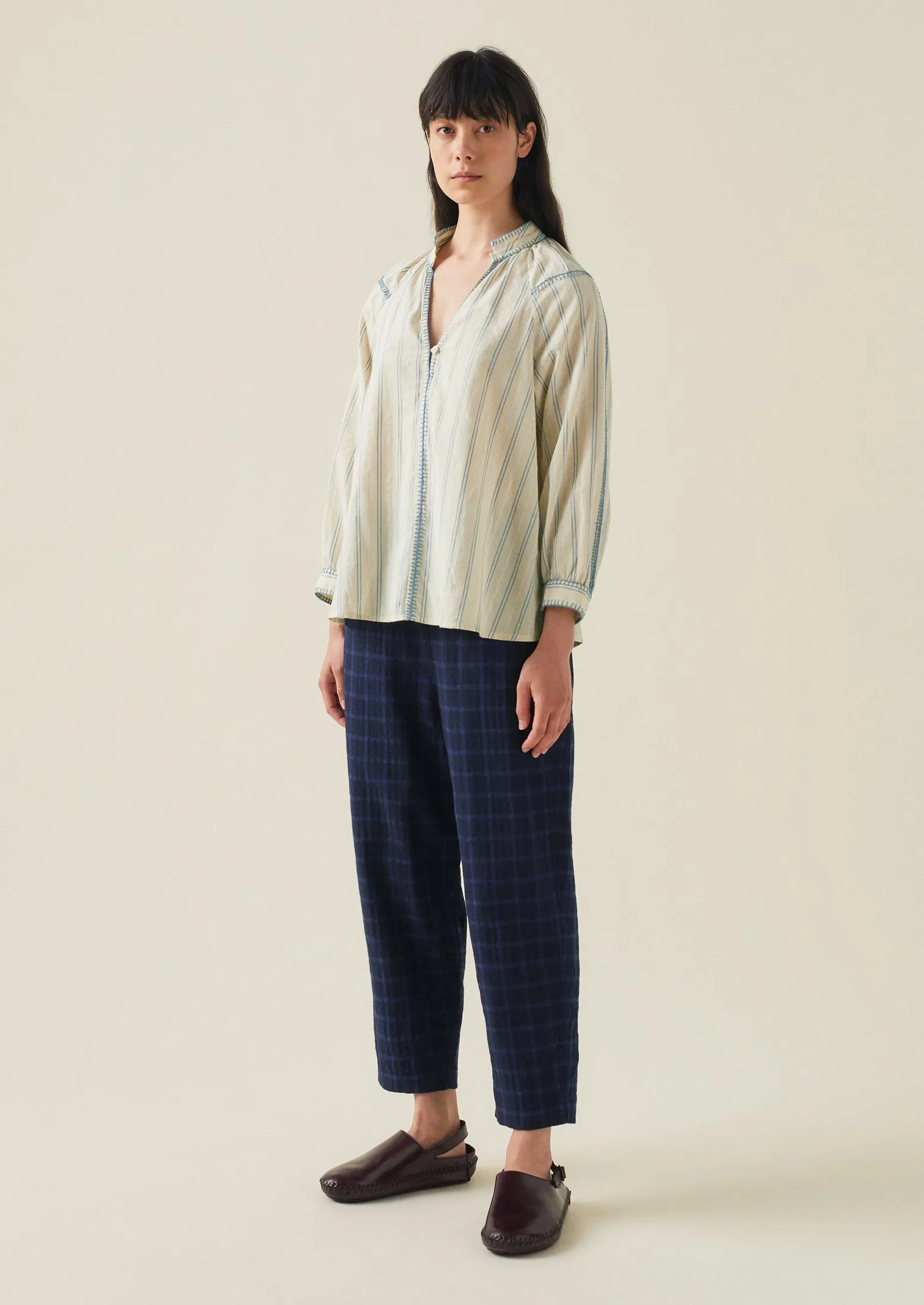 Alix Cotton Wool Seersucker Trousers | Navy