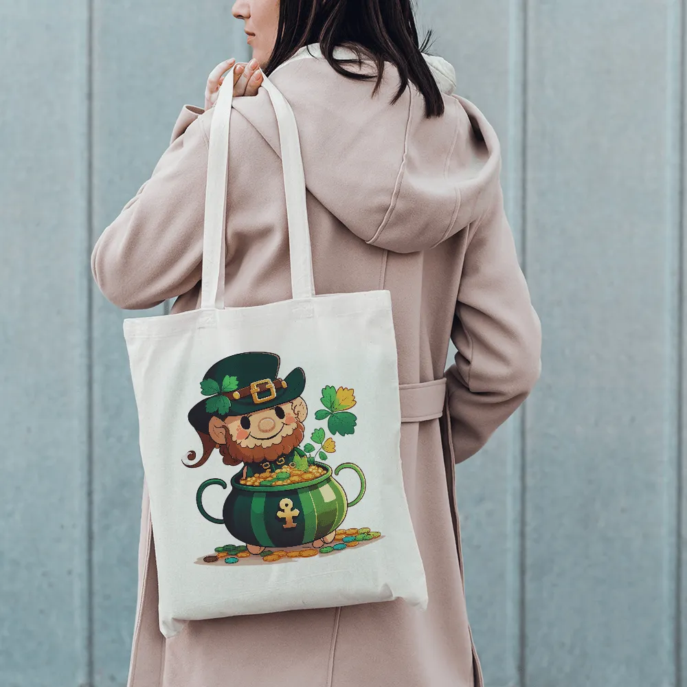 Smiling Pot of Gold Design