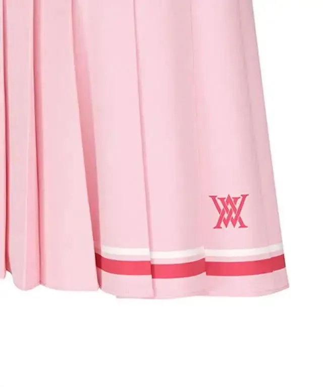 Stylish Women's Pink Pleated Golf Skirt with Signature Logo Design