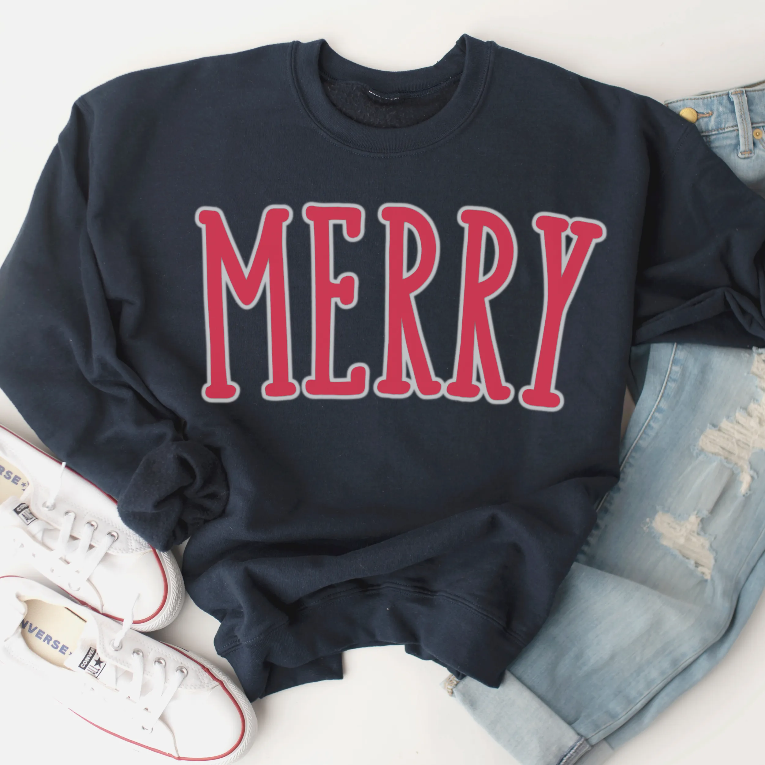 Women's Merry Christmas Crewneck Sweatshirt Cute Warm and Cozy Gildan® Pullover Oversize Design Christmas or Winter Shirt